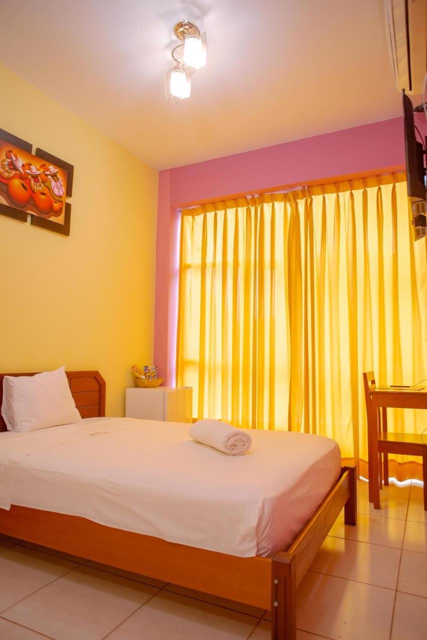 Hotel Jhor Bush Pucallpa Exteriör bild