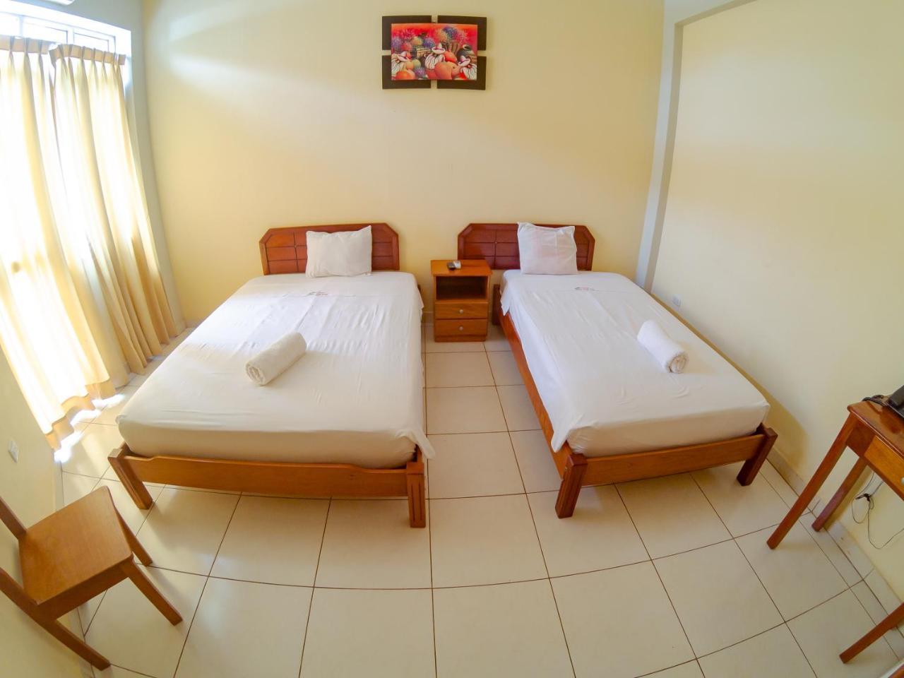 Hotel Jhor Bush Pucallpa Exteriör bild